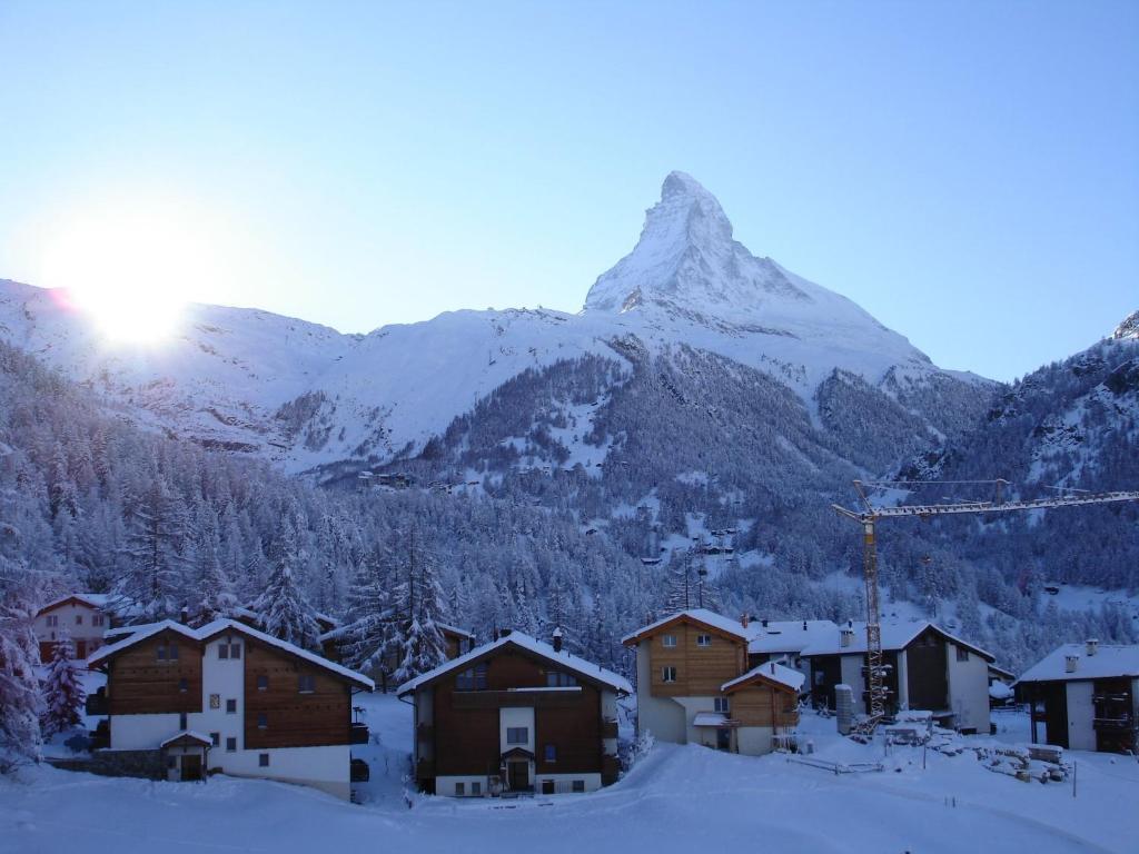 Apartment Alpharmonie Zermatt Extérieur photo
